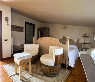 Giulianello Bed & Breakfast | Pet-Friendly Escape at B&B Nero Buono with Ocean Views