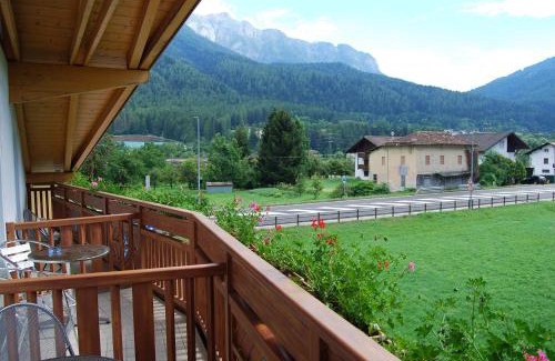 Monclassico Bed & Breakfast | Charming B&B Nido Delle Aquile: Family-Friendly Retreat