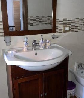 Monticelli Bed & Breakfast | Discover B&B Nonna Ninina: Oceanfront Oasis with Pool