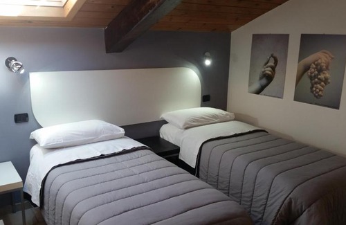 Naples City Centre Bed & Breakfast | Charming Stay at B&B NSH, Naples Sweet Home – 9/10 Rating