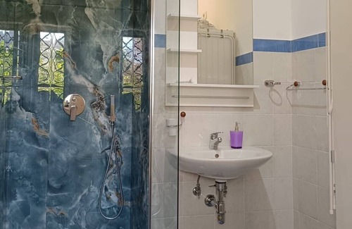 Agropoli Bed & Breakfast | Oasis by the Sea: Guest Rated 9.8 with Ocean Views
