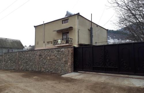 Odzun Bed & Breakfast | Top-Rated B&B Odzun: Family-Friendly with Breakfast Included