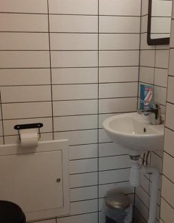 Tvaaker Bed & Breakfast | Inviting B&B Olsegården: Pet Friendly with Kitchen Access