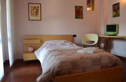 Orio al Serio Bed & Breakfast | Cozy B&B Orio BGY: Guest Rated 8/10 with Breakfast Included