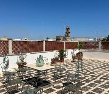 Squinzano Bed & Breakfast | Elegantly Designed Palazzo Giordano Rooms with Breakfast