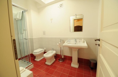 Gioiosa Ionica Bed & Breakfast | Budget-Friendly B&B Palazzo Mantegna with Family Amenities