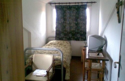 Vibo Valentia Bed & Breakfast | Budget-Friendly B&B Palazzo Neri for Your Getaway