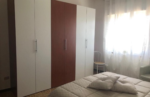 Isola di Capo Rizzuto Bed & Breakfast | Discover B & B Patrizia: Kid-Friendly Comfort with Breakfast
