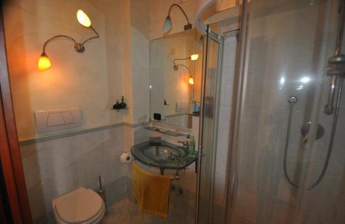 Est Bed & Breakfast | Discover B&B Pergolesi: Guest Rated & Family-Friendly Stay