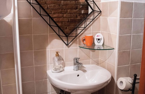 Rocca Grimalda Bed & Breakfast | Warm Hospitality at B&B Pervinca with Spa and Family Amenities