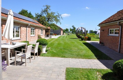 Bovekerke Bed & Breakfast | Cozy B&B Pierre-Marie: Breakfast Included, Rated 9/10
