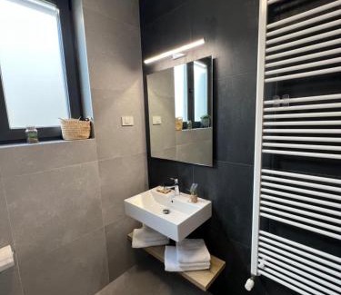 Catrnja Bed & Breakfast | Guest Rated 9/10: B&B Plitvice Area with Hot Tub & Breakfast
