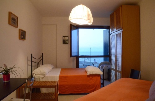 Torrette Bed & Breakfast | Cozy B&B Pontemare: Family-Friendly with Breakfast Included