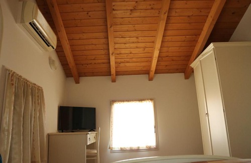 Carmignano di Brenta Bed & Breakfast | Inviting B&B Primula House: Child-Friendly & Highly Rated