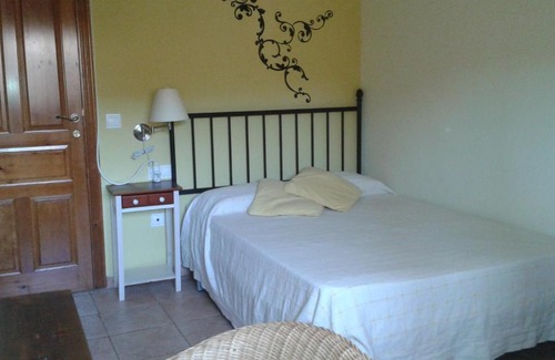 Castillazuelo Bed & Breakfast | Discover B&B Ra Tenaja: Highly Rated & Family-Friendly Stay
