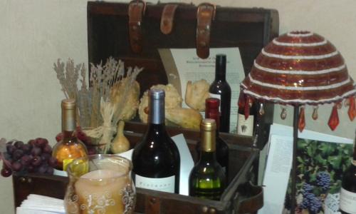 Castillazuelo Bed & Breakfast | Discover B&B Ra Tenaja: Highly Rated & Family-Friendly Stay