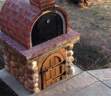 Klickitat County House | Top-Rated B&B Ranch: Pet-Friendly Retreat with Hot Tub