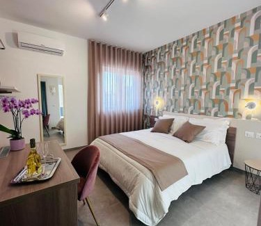 Marigliano Bed & Breakfast | Guest Rated 10/10 at B&B Raphaël with Family-Friendly Dining