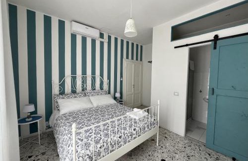 Garlate Bed & Breakfast | Discover B&b Red House: Pet & Child Friendly Retreat
