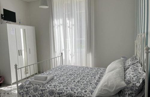 Garlate Bed & Breakfast | Discover B&b Red House: Pet & Child Friendly Retreat