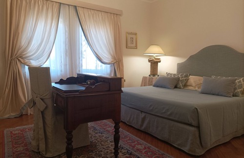 Olbia Bed & Breakfast | Relaxing Retreat in Olbia with Ocean Views and Spa Access