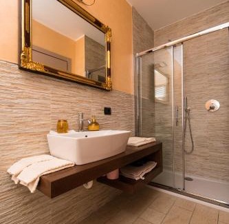 Suna Bed & Breakfast | Experience B&B Renalù: Oceanfront Bliss & Poolside Relaxation