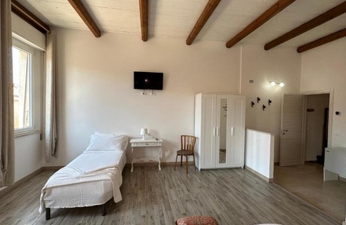 Comacchio House | Family-Friendly B&B Residenza Luciani with Top Ratings