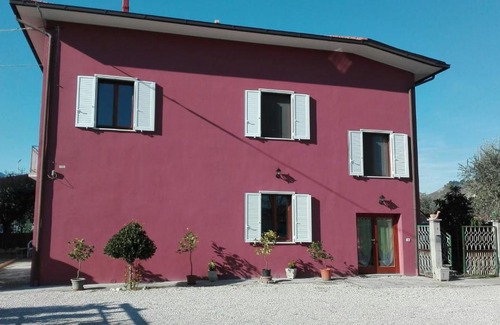 Ascoli Piceno Bed & Breakfast | Pet-Friendly B&B River: 8/10 Rated with Family Amenities