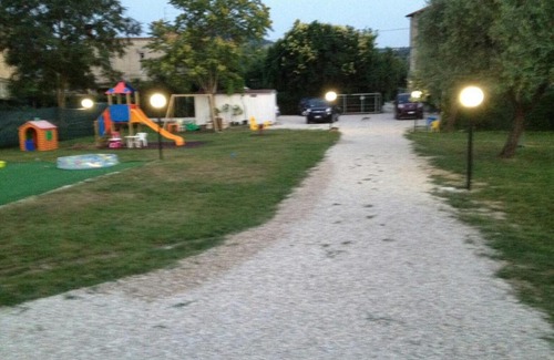 Ascoli Piceno Bed & Breakfast | Pet-Friendly B&B River: 8/10 Rated with Family Amenities