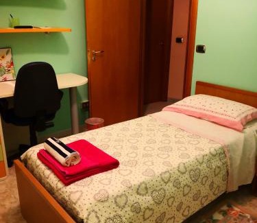 Atella Bed & Breakfast | Cozy B&B RoMa Atella: Family-Friendly with Breakfast Included