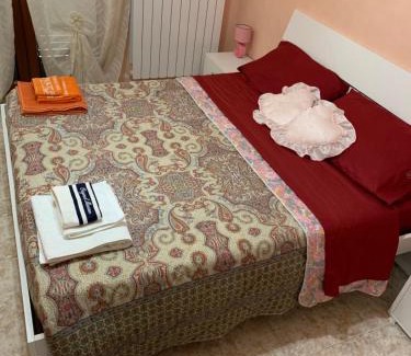 Atella Bed & Breakfast | Cozy B&B RoMa Atella: Family-Friendly with Breakfast Included