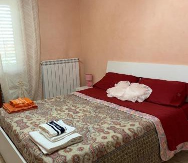 Atella Bed & Breakfast | Cozy B&B RoMa Atella: Family-Friendly with Breakfast Included