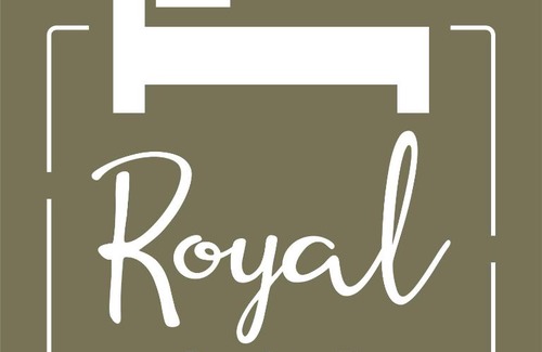 Sellia Marina Bed & Breakfast | Budget-Friendly B&B Royal with Restaurant & Hot Tub