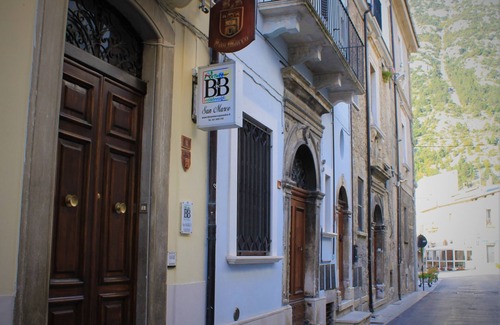 Pacentro Bed & Breakfast | Cozy B&B San Marco: Breakfast Included for Families