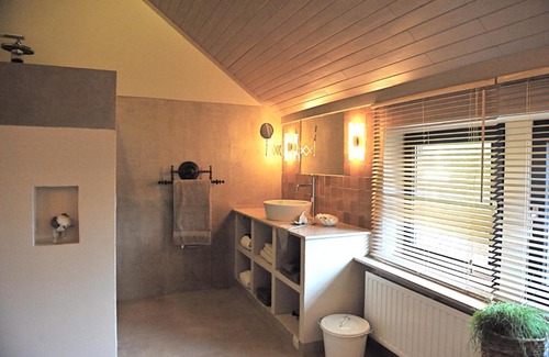 Riemst House | Pet-Friendly B&B Sapere: Rated 9.5/10 for Family Comfort