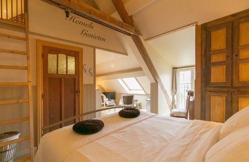 Oostvleteren Hotel | Relax at B&B Schraevenacker - 4-Star with Pool & Restaurant