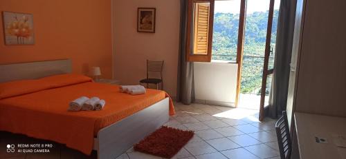 Longi Bed & Breakfast | Experience Comfort at B&B Serena with Breakfast Included