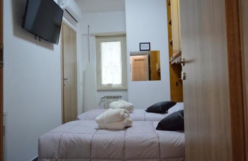 Zona XXVIII Tor de' Cenci Bed & Breakfast | Discover B&B Serenity: Guest Rated 8.9 with Dining Options