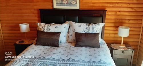Pelarco Bed & Breakfast | Discover B&B Shambala HN: 4-Star Poolside Retreat