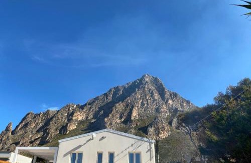 Cornino Bed & Breakfast | Oceanfront Bliss at B&B Sicilia in Versi - Guest Rated 9.8