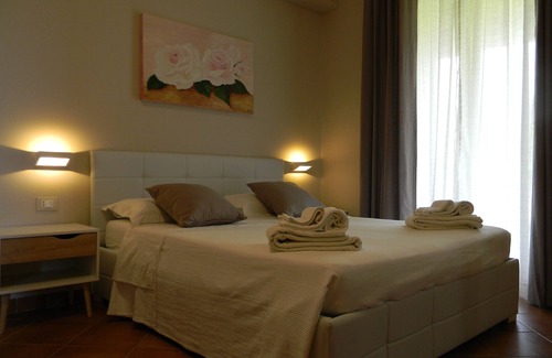 Trappitello Bed & Breakfast | Stellar B&B Sole: Guest Rated 9.8 with Pool & Breakfast