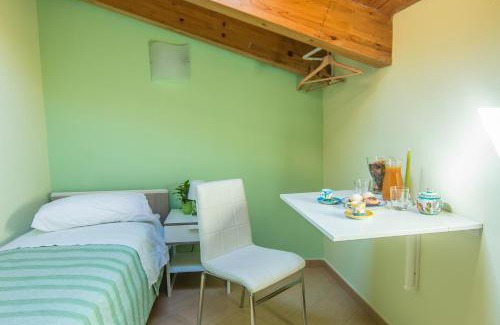 Cetara Bed & Breakfast | Guest Favorite B&B Sotto un Tetto with Ocean View & Breakfast