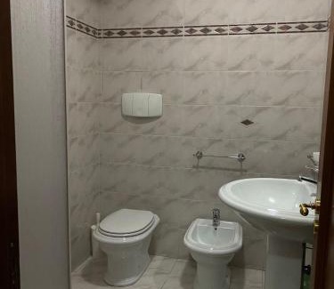 Polistena Bed & Breakfast | Cozy B&B Spanò: Family-Friendly with Breakfast & Kitchen