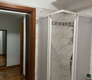 Polistena Bed & Breakfast | Cozy B&B Spanò: Family-Friendly with Breakfast & Kitchen