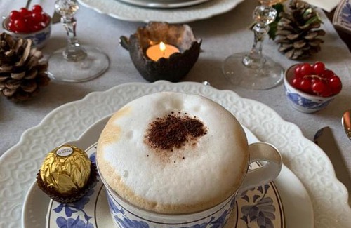 Cannobio Bed & Breakfast | Oceanfront B&B Spiaggia Amore with Breakfast & Pet Friendly