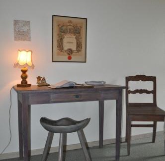 Eslov Bed & Breakfast | Cozy B&B Ströprodukter: Family-Friendly with Breakfast & Hot Tub