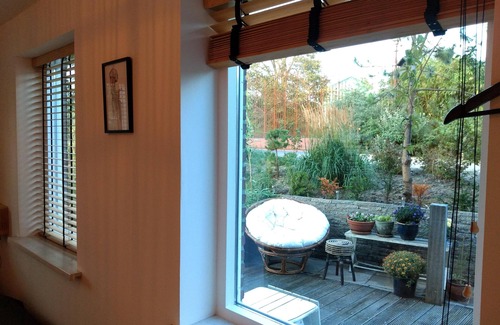 Den Helder Apartment | Oceanfront B&B Studio with Spa and Unmatched Views