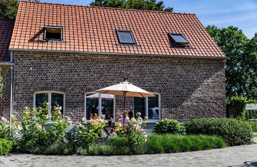 Oosteeklo Bed & Breakfast | Explore B&B 't Heirweggoed: Guest Rated 9.5 & Family-Friendly