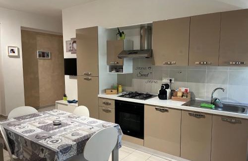 Mirto Apartment | Oceanfront B&B Terry Home with Breakfast & Child-Friendly Perks