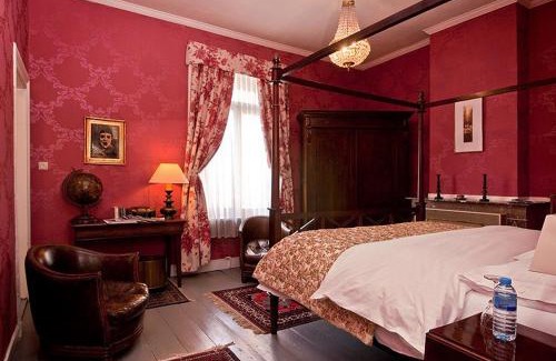 Statiekwartier Bed & Breakfast | Elegance Awaits at B&B The Baron – Rated 9/10 by Guests